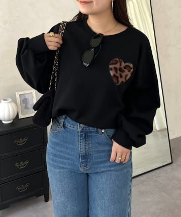 prose verse(プロズヴェール) ファーハートモチーフスウェット