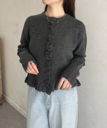 Thevon.(ゼヴォン) フリルメランジニットカーディガン