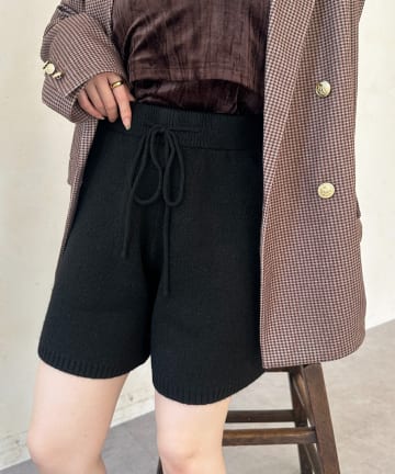 Thevon.(ゼヴォン) ニットショートパンツ