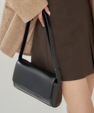 mystic(ミスティック) スクエアショルダーBAG