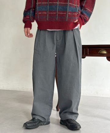 CPCM(シーピーシーエム) ピグメントツイルワイドタックパンツ