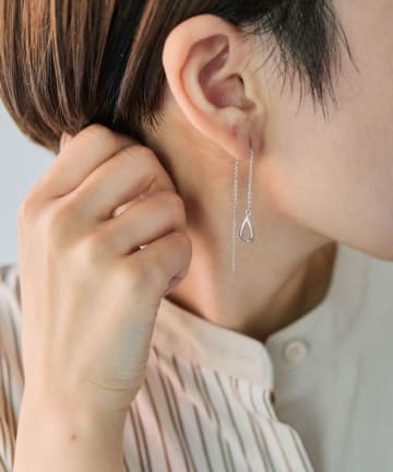 ear PAPILLONNER(イア パピヨネ) 2WAY雫ロングピアス