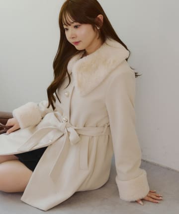 Remind me and forever(リマインドミーアンドフォーエバー) 【WEB先行予約】フェイクファー付ミドルコート
