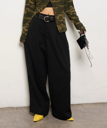 OUTLET(アウトレット) 【WHO'S WHO gallery】スウェット2タックスラックス