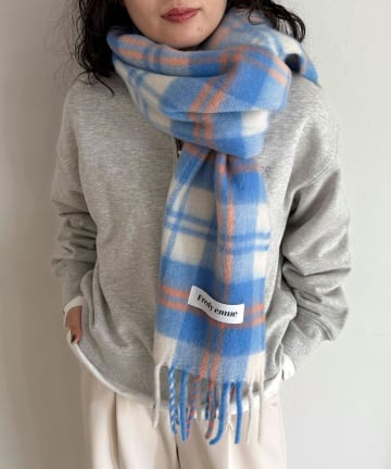 FREDY & GLOSTER(フレディ アンド グロスター) 【秋冬の差し色に】ソフトタッチチェックマフラー 40