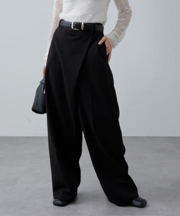ラップセミワイドパンツ