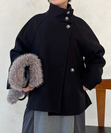 スタンドカラーショートコート