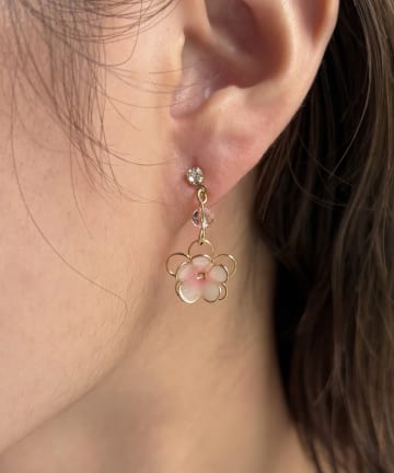 Lattice(ラティス) フラワーピアス