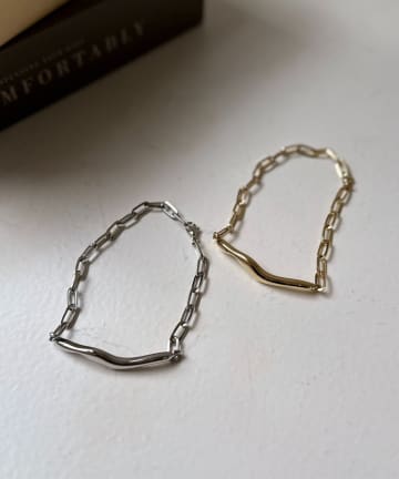 Chez toi(シェトワ) 横ウェーブブレスレット