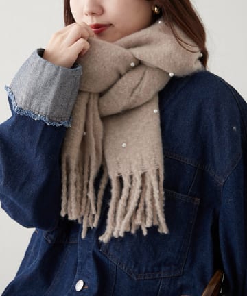 Remind me and forever(リマインドミーアンドフォーエバー) 冬コーデの主役に！パール付マフラー