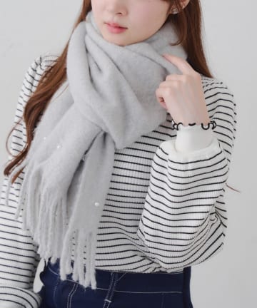 Remind me and forever(リマインドミーアンドフォーエバー) 冬コーデの主役に！パール付マフラー