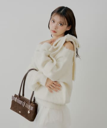 Chico(チコ) 【10/23(木)0時販売】肩リボンショルダースリットオフショルニット
