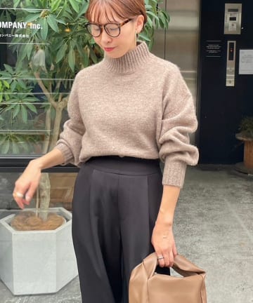 NICE CLAUP / OLIVE des OLIVE OUTLET(ナイスクラップ  / オリーブ デ オリーブ アウトレット) ヤクタッチハイネックニット