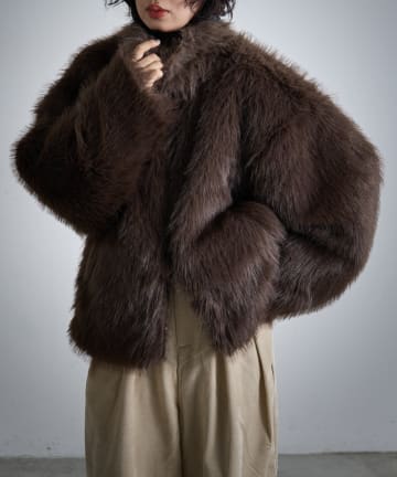 -goocy-(グーシー) フェイクファージップジャケット