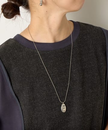 Jena　espace merveilleux(ジェナ　エスパスメルヴェイユ) パーツデザインネックレス