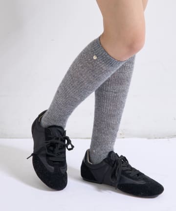 mystic(ミスティック) プレート付きニットハイソックス