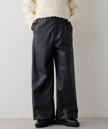 Whim Gazette(ウィム ガゼット) レザーライクパンツ