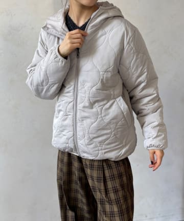 LOCUST(ローカスト) 【軽暖】ナイロンタスラン中綿パーカー