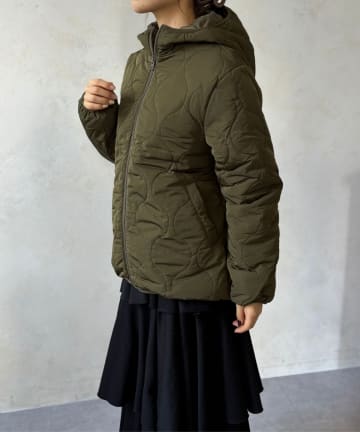 LOCUST(ローカスト) 【軽暖】ナイロンタスラン中綿パーカー