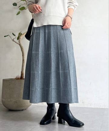 無地ニットスカート