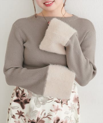 natural couture(ナチュラルクチュール) 〈canami〉袖口フェザーリブニットプルオーバー