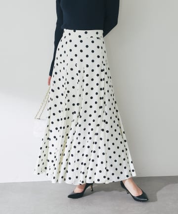 La boutique BonBon(ラブティックボンボン) 【3サイズ展開あり】ドットマチフレアスカート