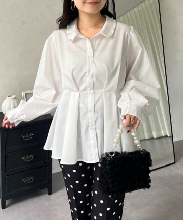 prose verse(プロズヴェール) パール襟タックペプラムブラウス