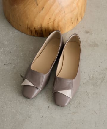 Jena　espace merveilleux(ジェナ　エスパスメルヴェイユ) フラットリボンパンプス