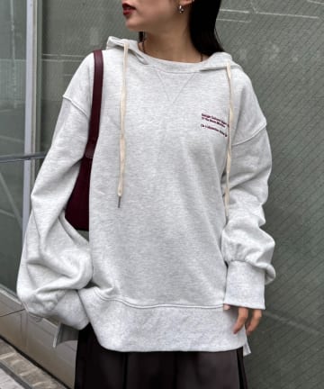 CIAOPANIC TYPY(チャオパニックティピー) ワンポイントロゴ刺繍フーディー