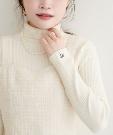 natural couture(ナチュラルクチュール) ワンポイント刺繍タートルリブニット