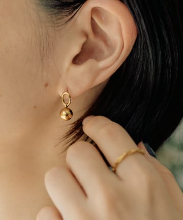 ear PAPILLONNER(イア パピヨネ) 《金属アレルギー対応/ステンレス》リング×ボールピアス