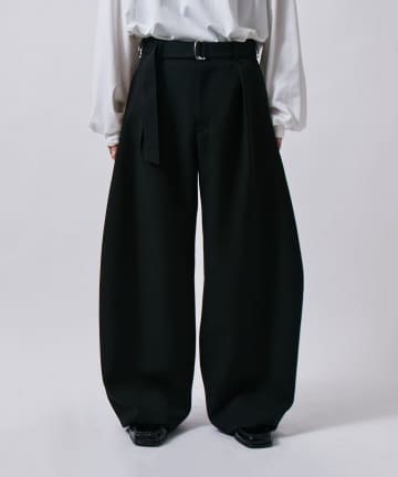 Lui's(ルイス) ベルテッドダブルクロスバルーンカーブスラックスパンツ