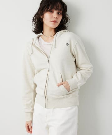 Whim Gazette(ウィム ガゼット) ロゴ刺繍パーカー