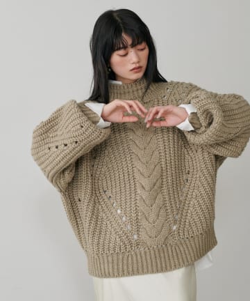 LARUTA(ラルータ) 手編み風ケーブルニットプルオーバー
