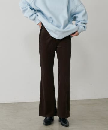 LARUTA(ラルータ) 美脚シルエットソフトベロアパンツ