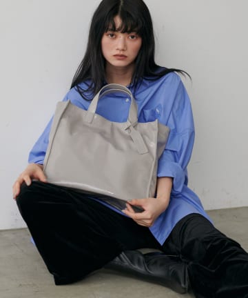 LARUTA(ラルータ) ソフトエナメルショッパーバッグ