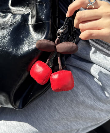 Lattice(ラティス) さくらんぼパフチャーム