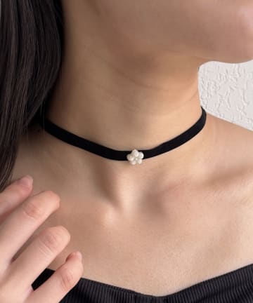 Lattice(ラティス) フラワーベロアチョーカー