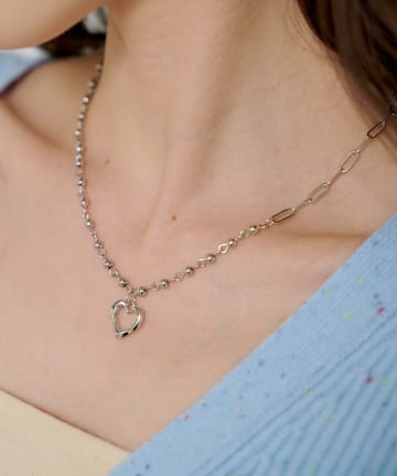 Kastane(カスタネ) 【fiw.】ハートアシメネックレス