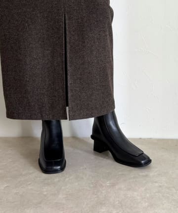 FREDY & GLOSTER(フレディ アンド グロスター) スクエアトゥブーツ