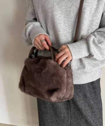 FREDY & GLOSTER(フレディ アンド グロスター) ミンク風2WAYボックストートバッグ