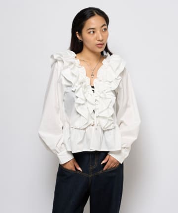 OUTLET(アウトレット) 【WHO'S WHO gallery】フリルペプラムブラウスカーデ