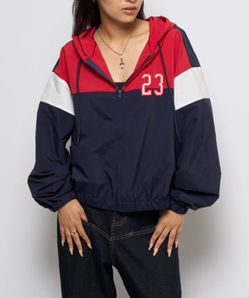 OUTLET(アウトレット) 【WHO'S WHO gallery】ナンバリングナイロンパーカー