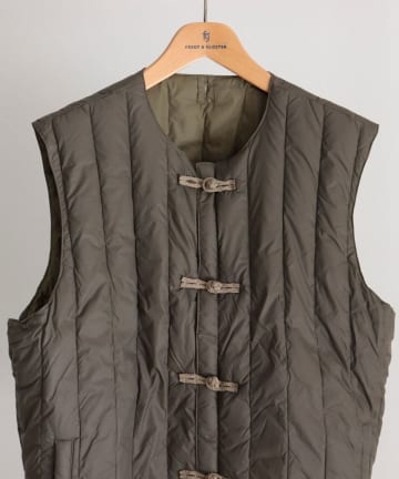 FREDY & GLOSTER(フレディ アンド グロスター) 【TAION】REVERSIBLECHINABUTTONインナーダウンベスト