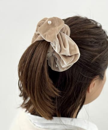 NOLLEY'S(ノーリーズ) パールベロアシュシュ