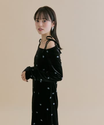mystic(ミスティック) 《パルクロ限定》11/1(sat)12:00予約START！【数量限定】[森川企画]花柄ベロアワンピース