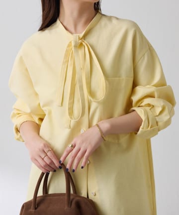 COLLAGE GALLARDAGALANTE(コラージュ ガリャルダガランテ) ナローボウタイオーバーシャツ