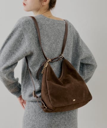 Chico(チコ) ロゴチャーム付き3wayホーボーバッグ