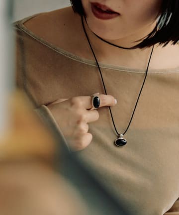 《インフルエンサーuchida企画/スターリングシルバー》オーバルストーンネックレス