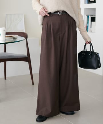 DISCOAT(ディスコート) 【こなれ感と快適さを両立】ウールブレンドワイドパンツ